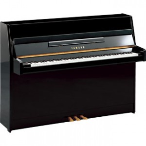 Yamaha b1 upright piano